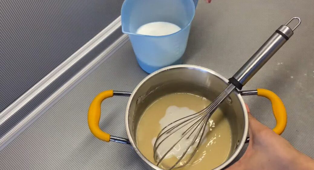 Замість масла і вершків додаю в заварний крем ось це: смачний і на другий день 