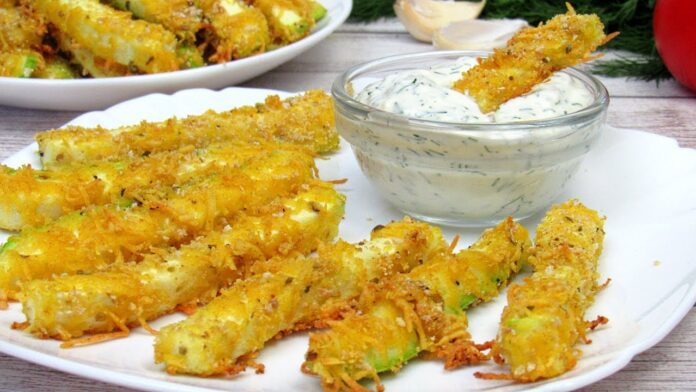 Кабачки в духовці з сиром та часником