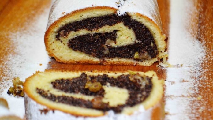 Швидкий рулет з маком