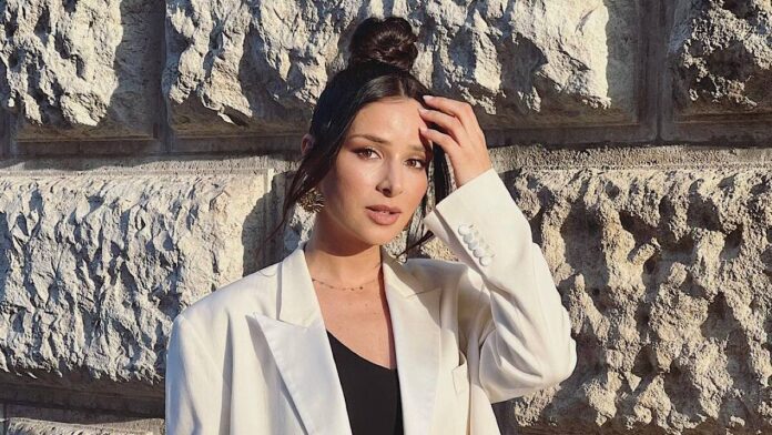 Злата Огнєвіч натякнула на нового коханого чоловіка Злата Огнєвіч натякнула на нового коханого чоловіка