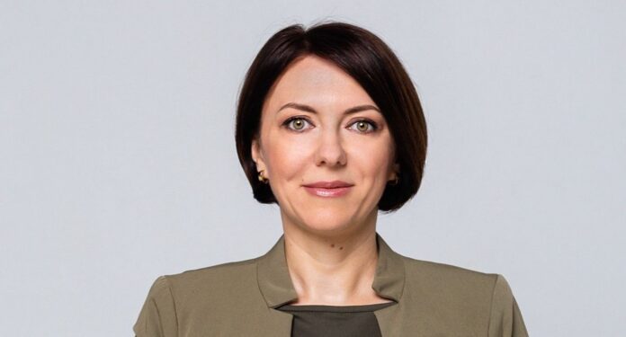 Ганна Маляр пояснила, як українкам ставати на облік та кого мобілізують Ганна Маляр пояснила, як українкам ставати на облік та кого мобілізують