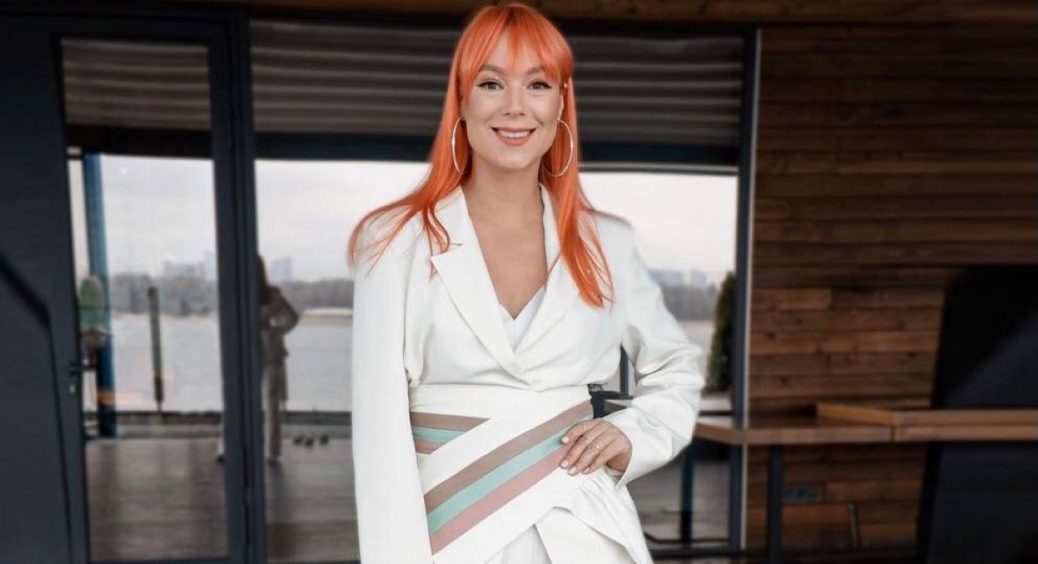 Світлана Тарабарова зі сльозами на очах розповіла про скрутний період в житті: “Будемо продавати будинок” 