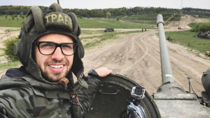 Антон Птушкін оприлюднив кадри окупованого Донбасу Антон Птушкін оприлюднив кадри окупованого Донбасу