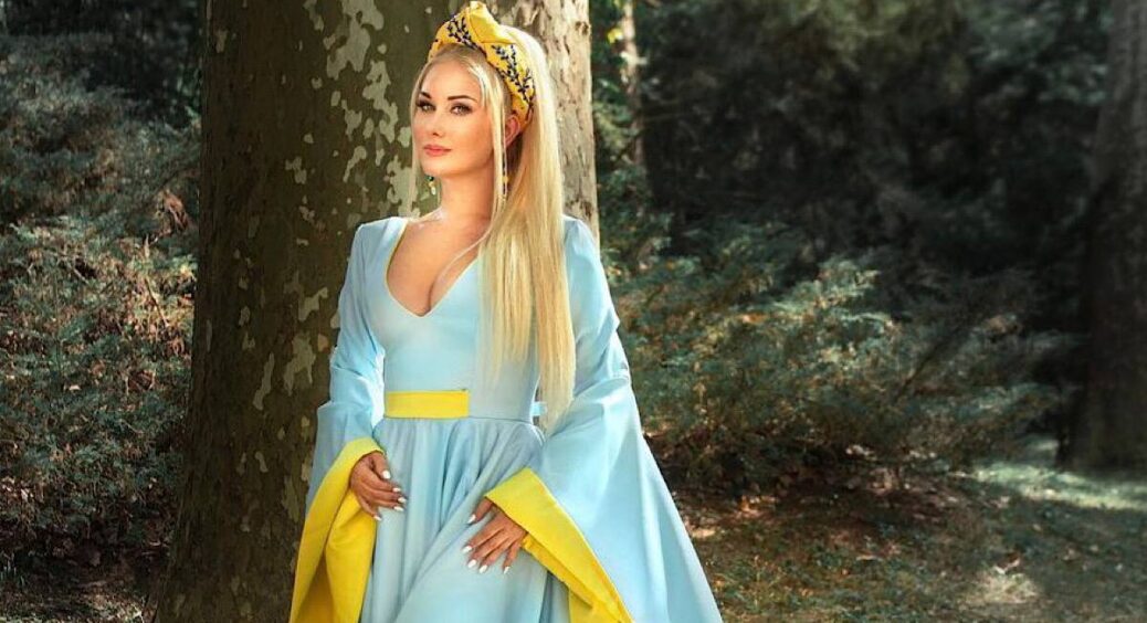 Катерина Бужинська вперше за 7 місяців приїхала в Україну: вже освоїлася за кордоном, але рідну мову не забула 