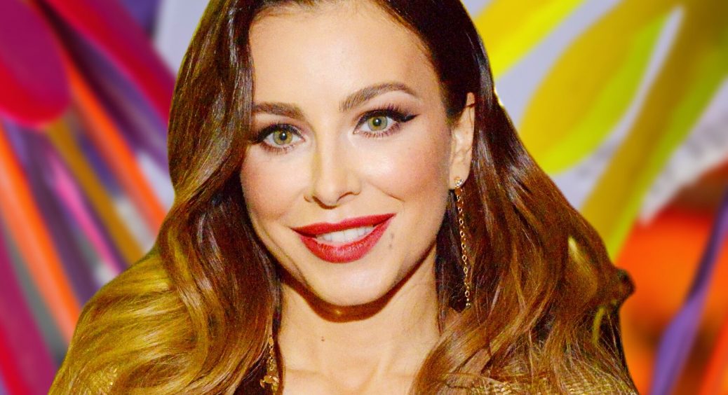 “Діва повернулася!”: зрадниця Ані Лорак феєрично повернулася в росію та вразила “закамянілим” обличчям 