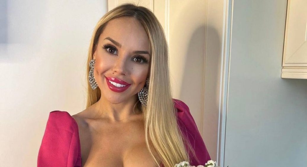 Українська співачка СолоХа під час повномасштабної війни втратила дитину: “Я не знала, як це пережити” 