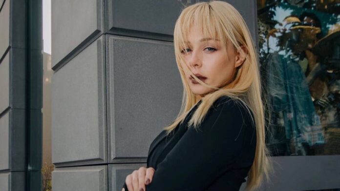 Тіна Кароль розповіла про нелегке дитинство