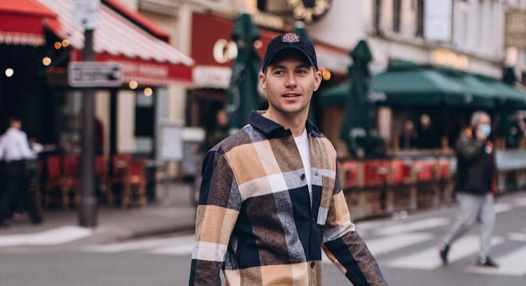 Володимир Остапчук святкує день народження, але так і не дочекався привітання від дружини: конфлікт затягнувся 