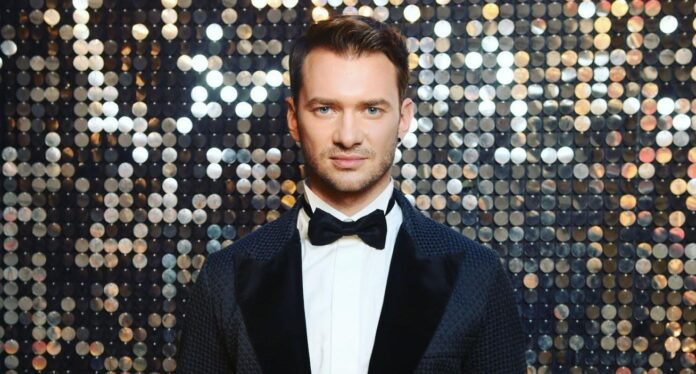 Дмитро Дікусар