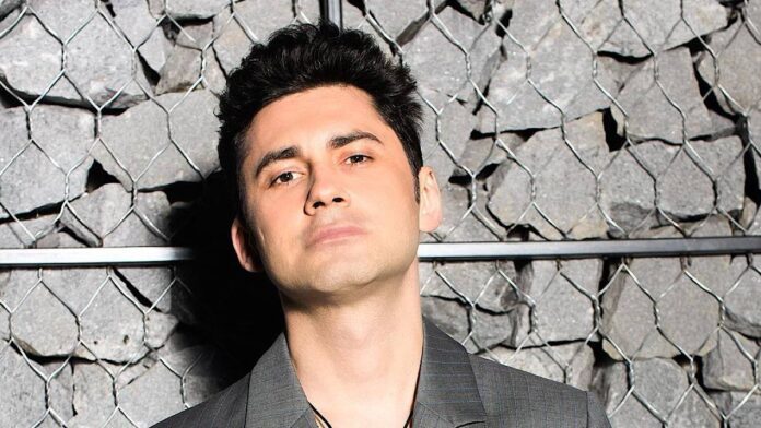 Дан Балан показав батька, якого звинувачує в своїй самотності