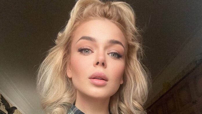 Аліна Гросу показала з Лос-Анджелесу малюка у ліжечку