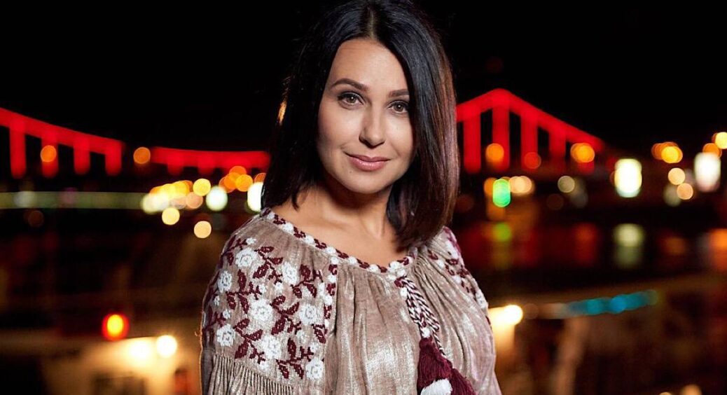 Обидва красені і обидва за кордоном? Наталія Мосейчук показала, як виглядають її сини від різних чоловіків 