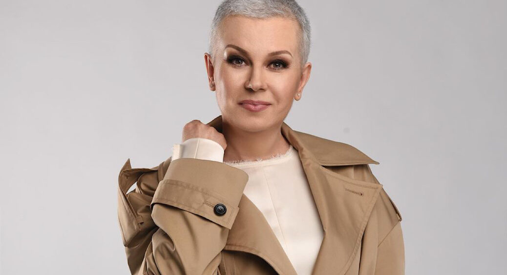 Алла Мазур розповіла про подарунок долі, який стався з нею на зйомках ТСН: “Стою тут така щаслива” 