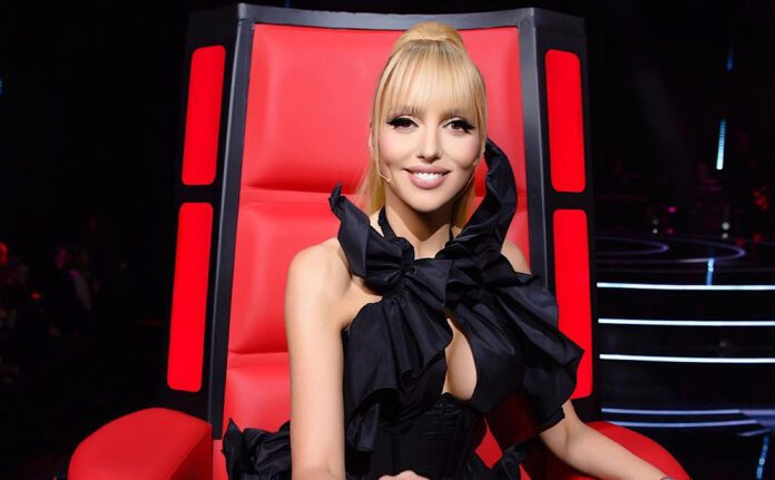 Оля Полякова зустрілась з Михайлом Діановим