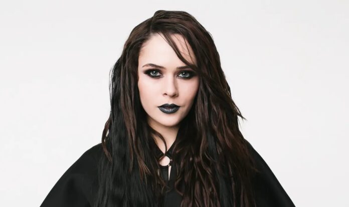 Юлія Саніна пофарбувала волосся та показала результат Юлія Саніна пофарбувала волосся та показала результат