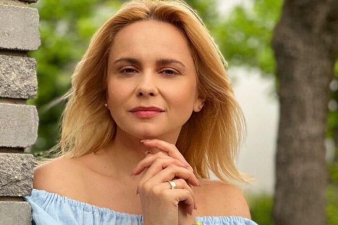 Ведуча Лілія Ребрик розповіла, як війна пішла на користь її стосункам Ведуча Лілія Ребрик розповіла, як війна пішла на користь її стосункам