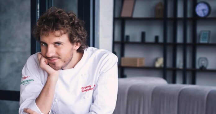 Яблучний пиріг - такий смачний, як Євген Клопотенко