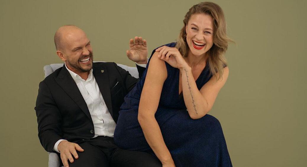 Вові подобається – Ольга Мартиновська показала, як та чим годує Ярославського: все ж таки кохання є? 