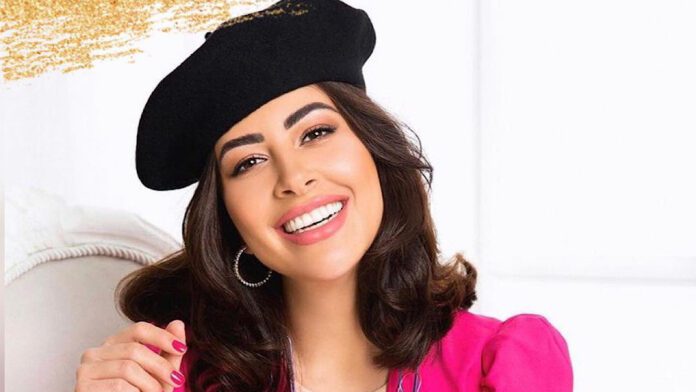 Раміна показала, як виглядала у різні періоди життя Раміна показала, як виглядала у різні періоди життя