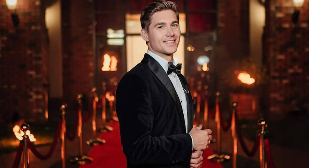 Володимир Остапчук натякнув, що одружився з 22-річною коханою Полтавською: пара засвідчила своє кохання 