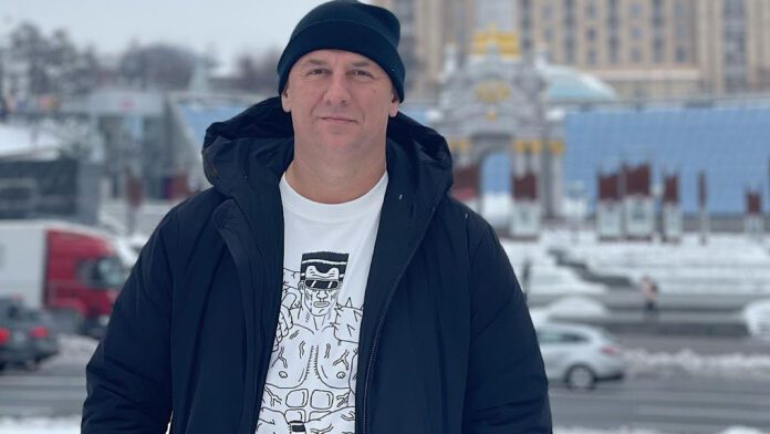 Потап покинув Каменських, вирушив в іншу країну та натрапив на ще більший хейт публіки Потап покинув Каменських, вирушив в іншу країну та натрапив на ще більший хейт публіки