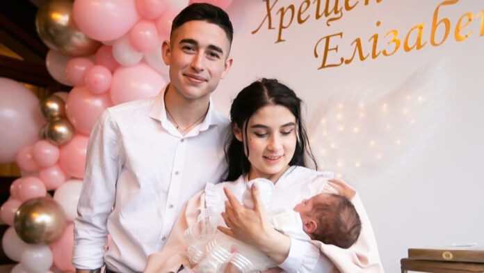 Дружина Сасанчина розповіла про його прихильниць Дружина Сасанчина розповіла про його прихильниць