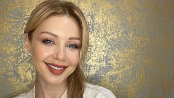 Тіна Кароль показала, як одягається поза сценою 