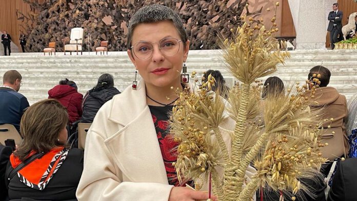 Оксана Муха зустрілась з Папою Римським Оксана Муха зустрілась з Папою Римським