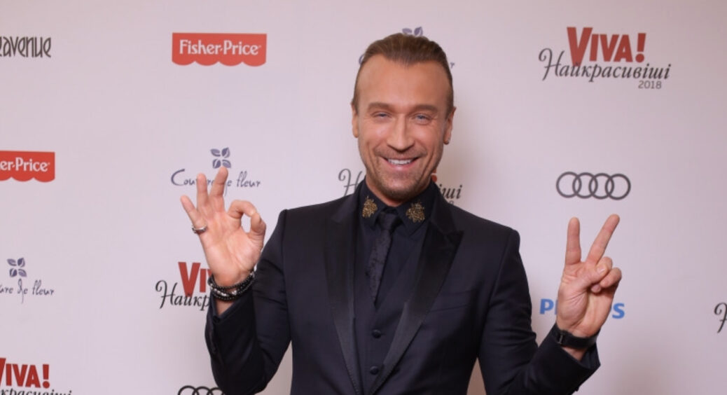 Олег Винник відгуляв розкішне весілля та засвітився в обіймах нареченої: молодша за Таюне і до того ж заможна 