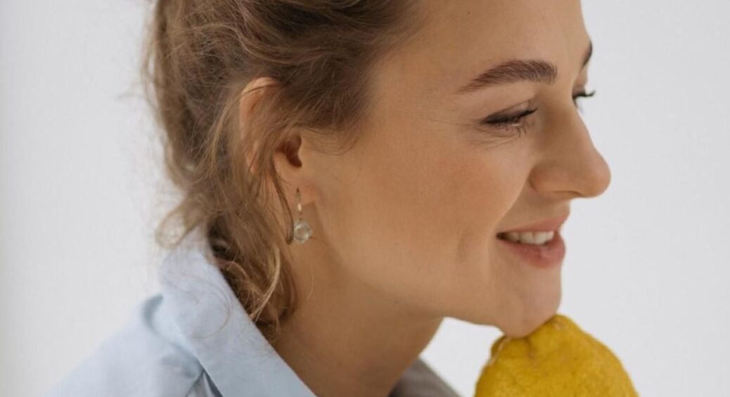 Якими татуюваннями прикрасила себе суддя шоу “МастерШеф” Ольга Мартиновська: увіковічнила любов до артишоків 