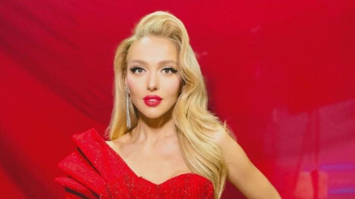 Оля Полякова зізналася, скільки набрала під час вагітності Оля Полякова зізналася, скільки набрала під час вагітності