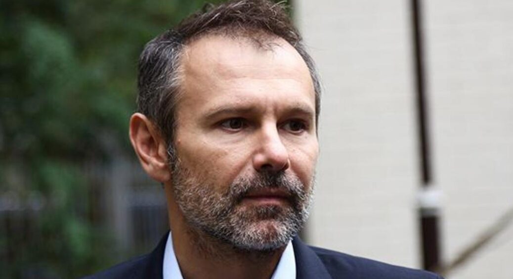 Як виглядає колишня дружина Святослава Вакарчука: проміняв свою музу Лялю на красуню з вогняною шевелюрою 