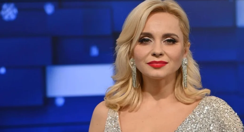 Зелене – то весна: Лілія Ребрик одягла сукню-вишиванку в трендовому кольорі весни 2023 – патріотичний лук 