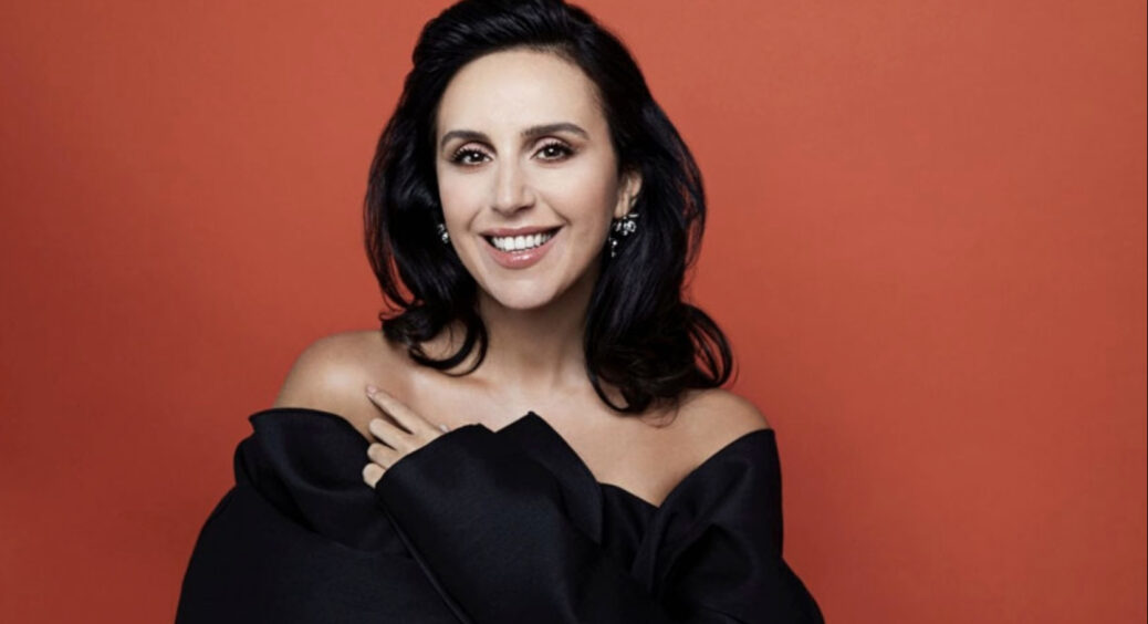 39-річна Джамала вперше наважилася показати “сестру від іншої мами”: “Як добре, що ти народилася” 