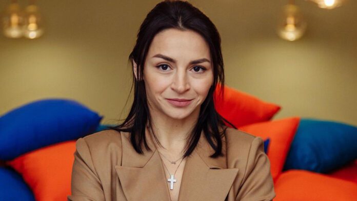 Ілона Гвоздьова розповіла, чому не показує результат пластики Ілона Гвоздьова розповіла, чому не показує результат пластики