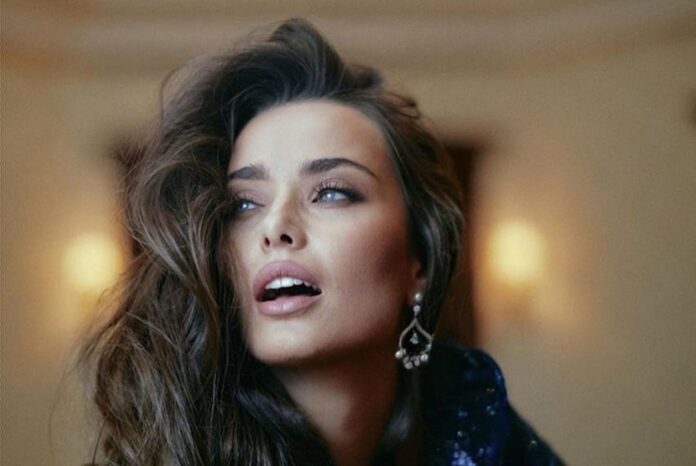 Ксенія Мішина стривожила фанатів депресивним настроєм Ксенія Мішина стривожила фанатів депресивним настроєм