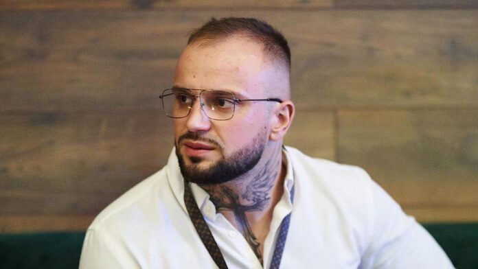 Влад Міцкевич розповів, які стосунки у нього з Елею Влад Міцкевич розповів, які стосунки у нього з Елею