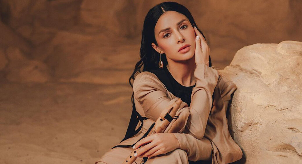 Холостячка Злата Огнєвіч вперше показала публіці свою ошатну літню бабусю – живе в Кривому Розі 