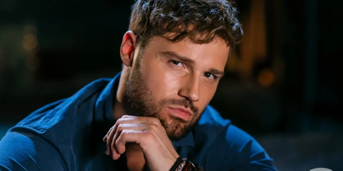 Скільки заробляє Алекс Топольський?