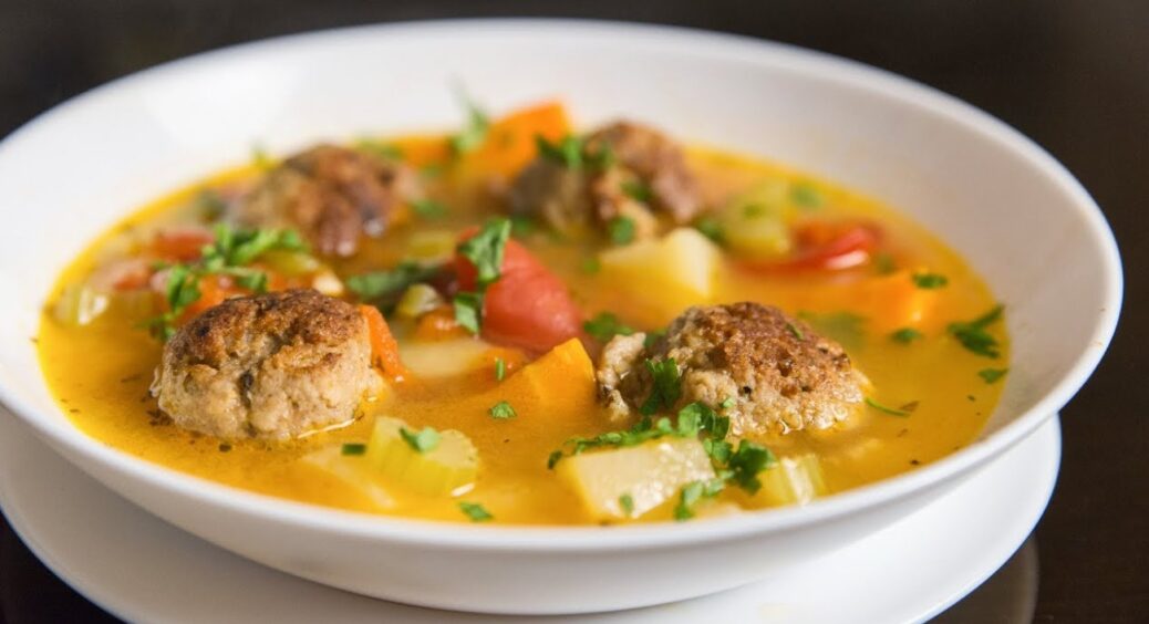 Ідеальний суп з фрикадельками: самий простий і смачний рецепт. Такий супчик навіть дітям сподобається 