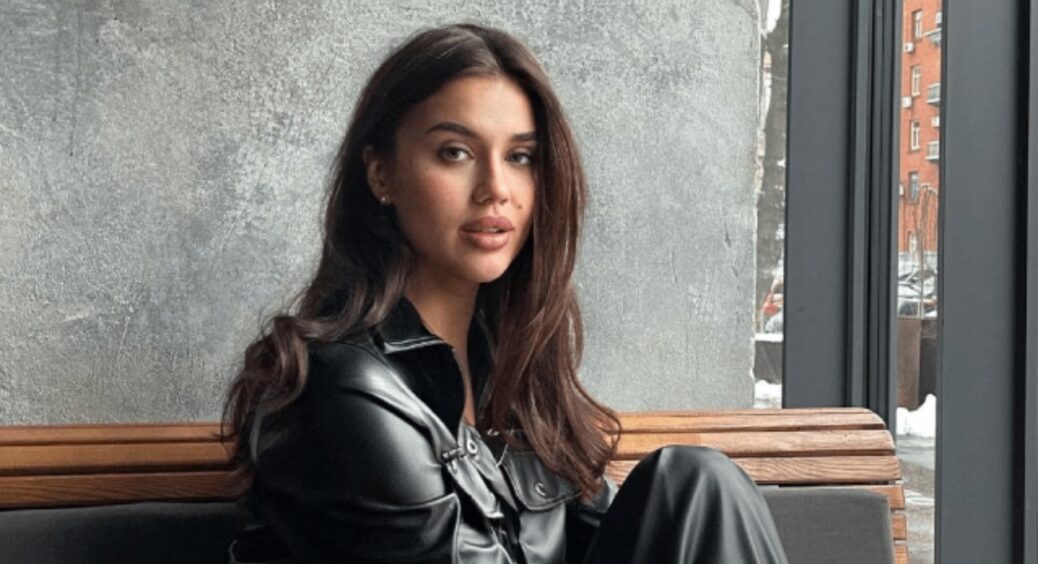 “Вдома”: переможниця шоу “Холостяк-12” Катя Лозовицька покинула нового бойфренда та повернулася в Україну 