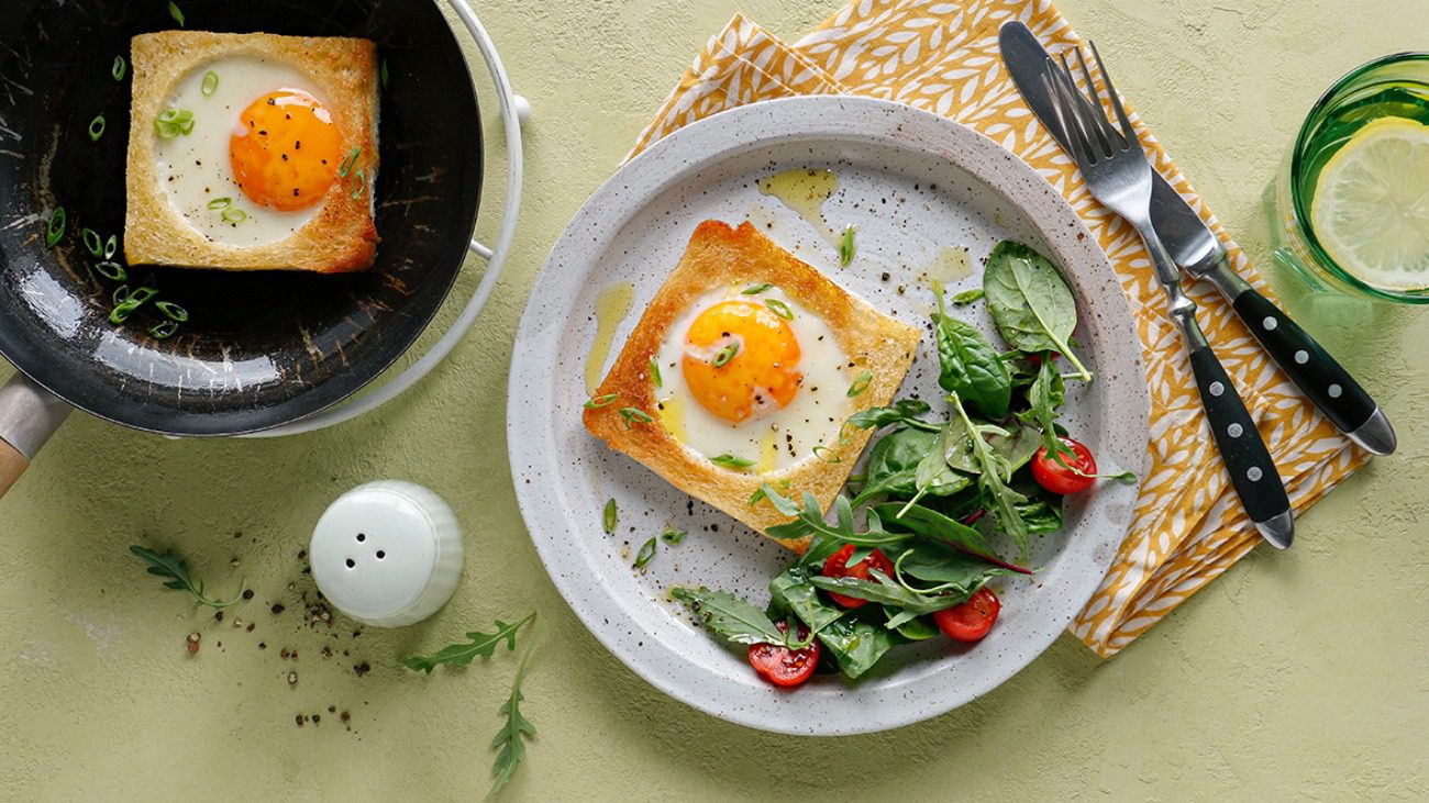 Рецепт незвичайної яєчні по-французьки