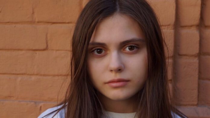 Молодша донька Сумської грає в театрі Молодша донька Сумської грає в театрі