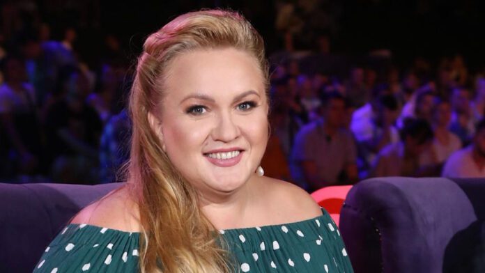 Олеся Дураківська змінила зачіску 