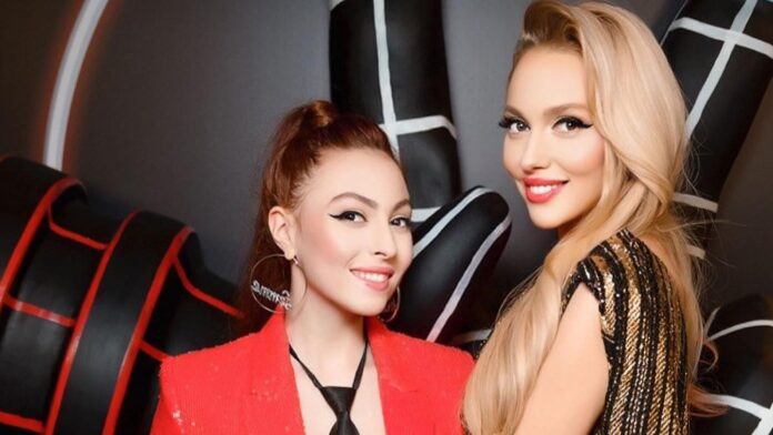 Оля Полякова з 18-річною донькою Машею опанували нову професію