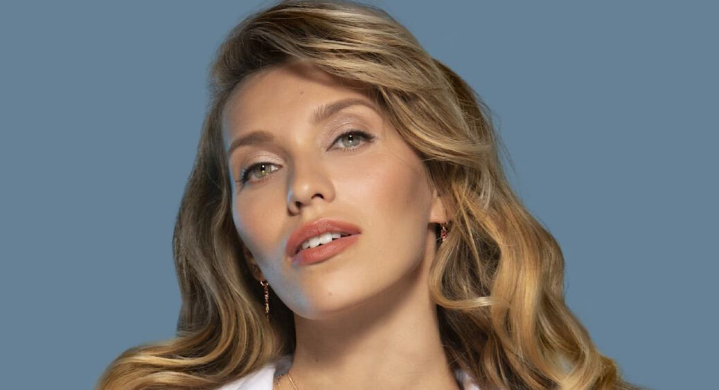 Пішли на все заради спадку: Регіна Тодоренко та її чоловік Топалов потрапили в гучний скандал через гроші 