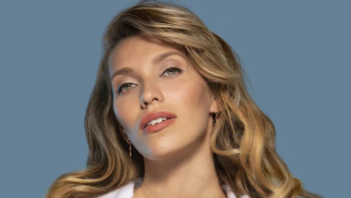 Регіна Тодоренко та Влад Топалов потрапили в скандал