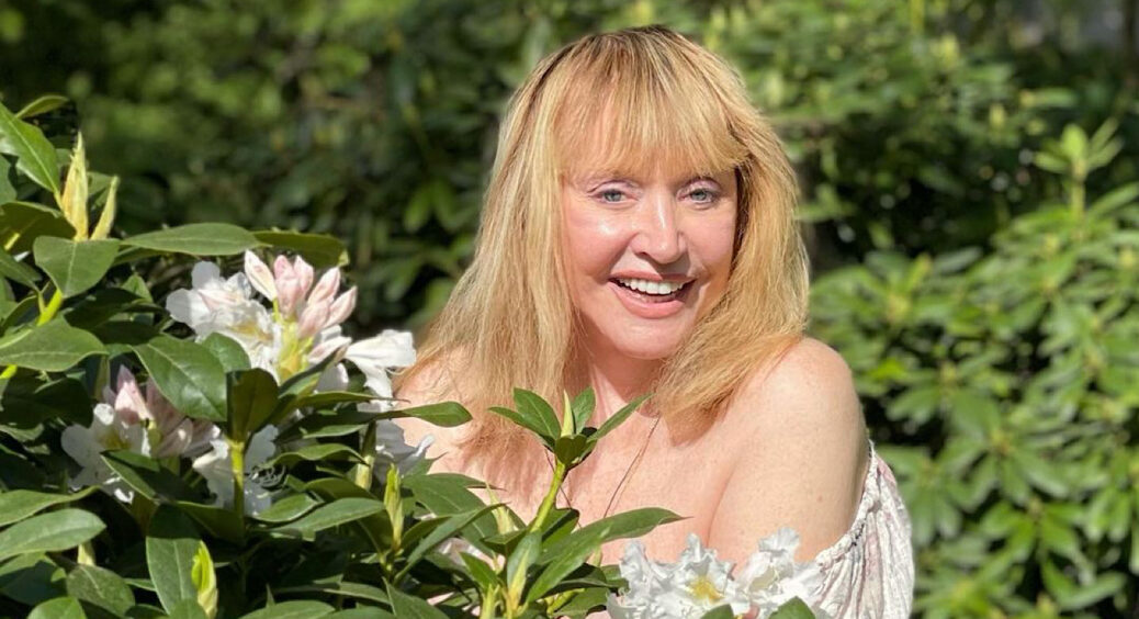 Пугачову пограбували на похороні: зірка підозрює Пєскова, який цілував їй руки: “Каже, йому нічого невідомо” 