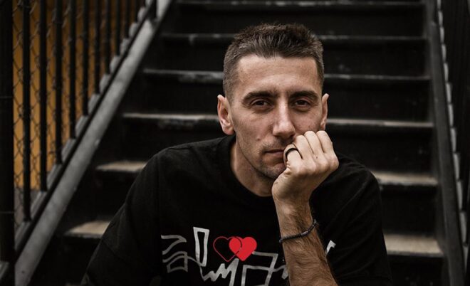 Олександр Еллерт зізнався, що він став безхатьком в США 