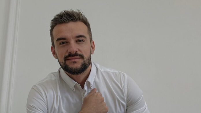 Тарапата розповів про розставання Задворного і Огнєвіч